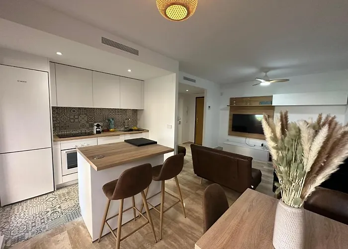 Charming In Alicate Playa Μαρμπέλλα